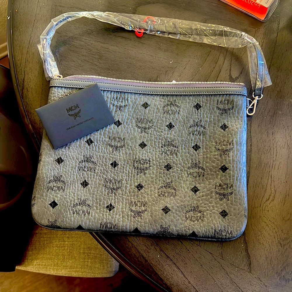 BRAND NEW MCM Leather Pouchette